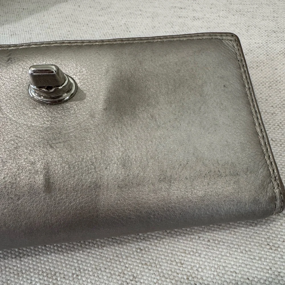 Coach Vintage Women's Silver Metallic Leather Bifold Wallet With Checkbook Flap